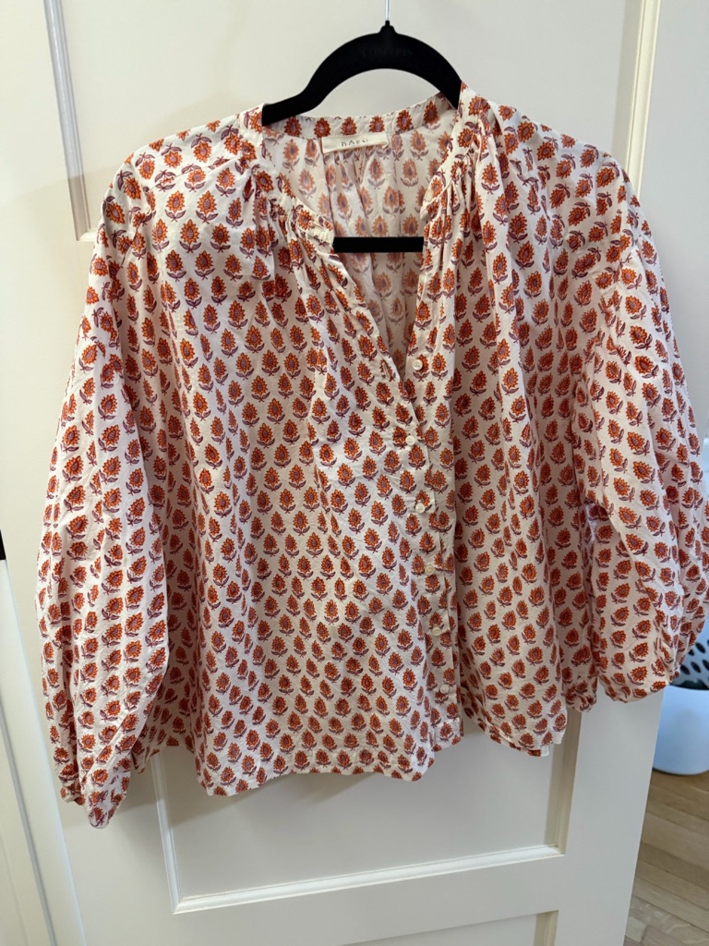 Doen Women’s White Blouse with Rust Floral Print
